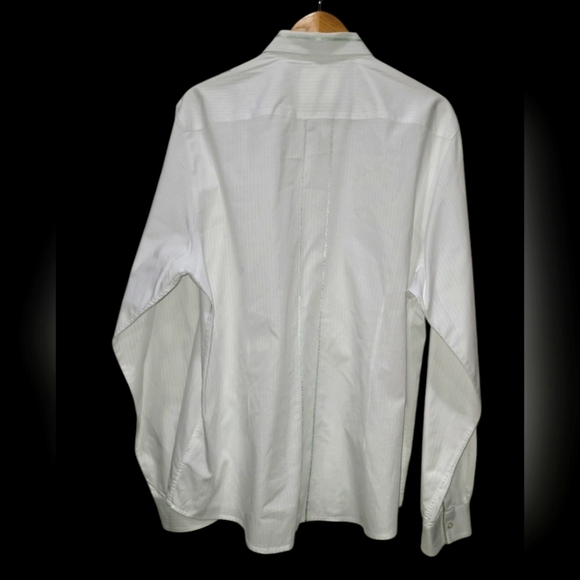 XL GUESS 100% Cotton Dress Shirt with Mint Green Stripes and Textured Fabric - Picture 3 of 11